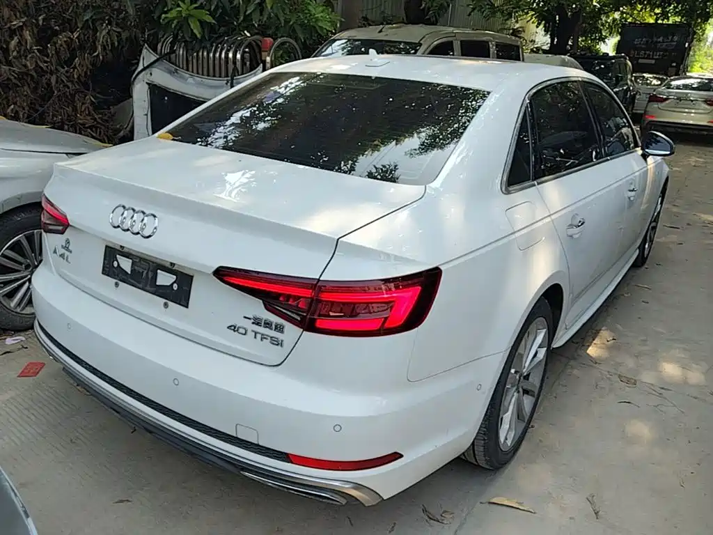Audi A4L — миниатюра 7