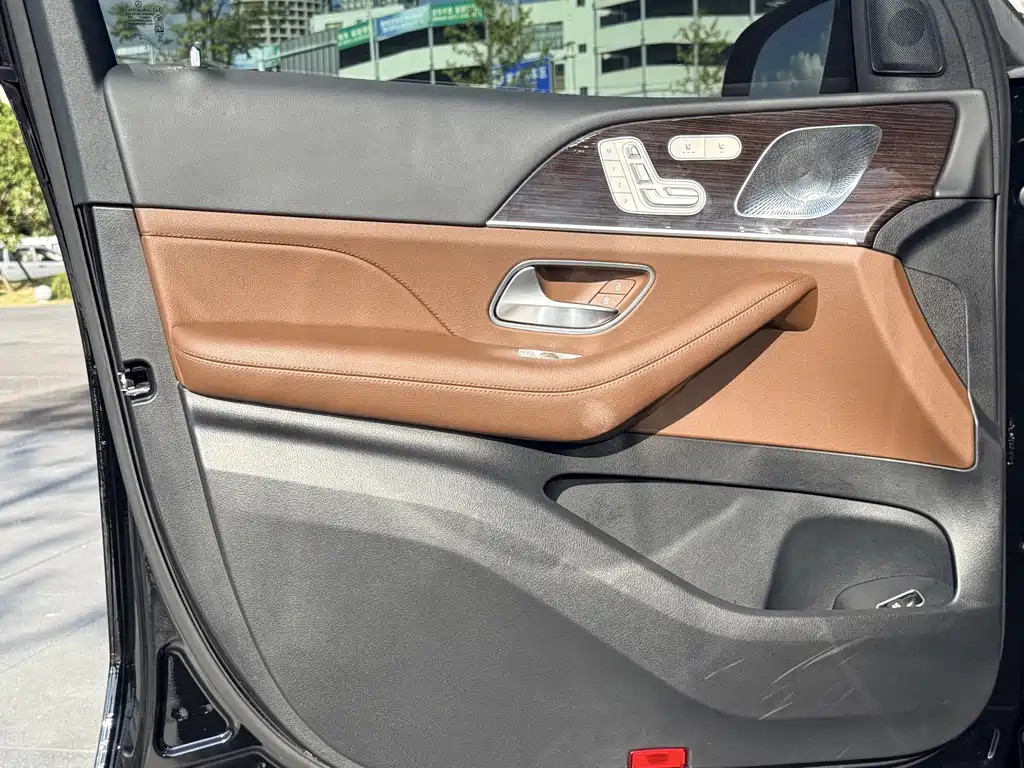 Mercedes-Benz GLE Coupe — миниатюра 20
