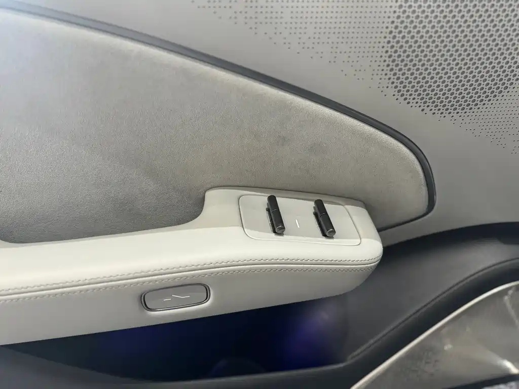 ZEEKR EXTREME KRYPTON 007