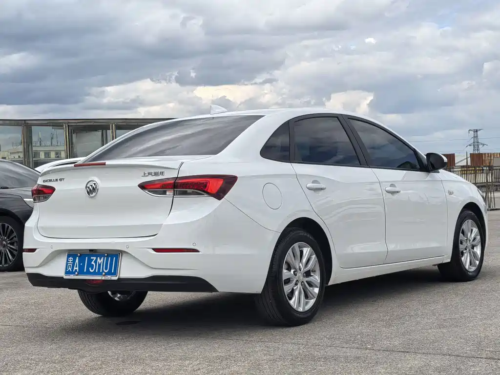 Buick Excelle — миниатюра 4
