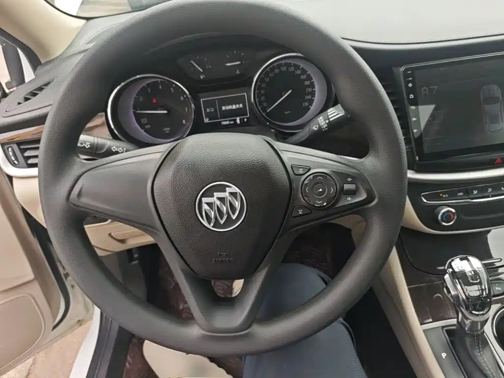 Buick Verano — миниатюра 11