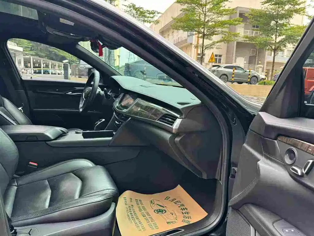 Cadillac CT6 — миниатюра 8