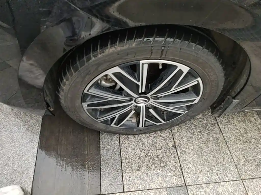 GAC Motor Trumpchi E8 PHEV — миниатюра 23