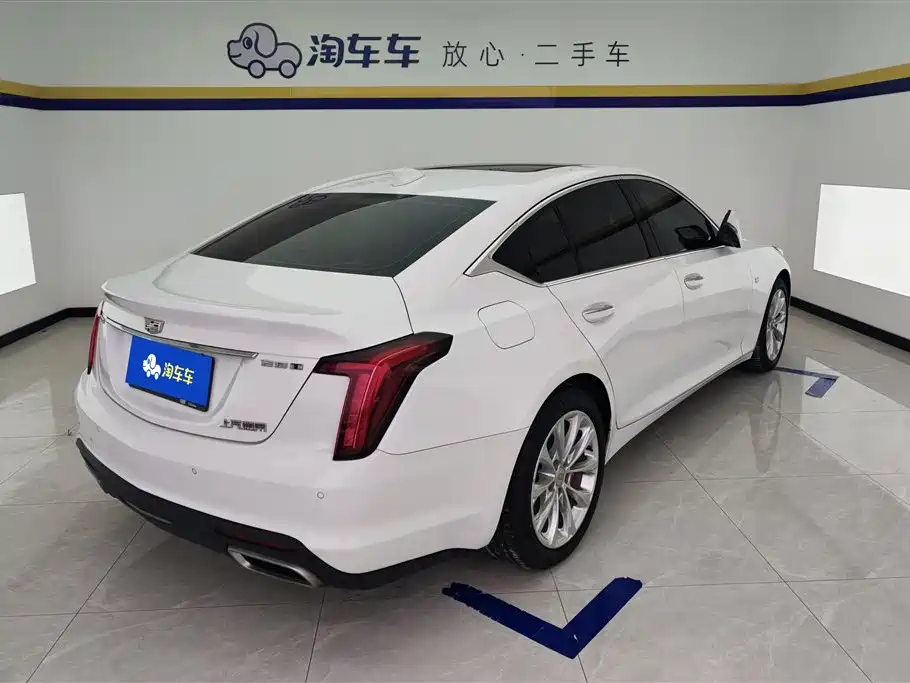 CADILLAC CT5