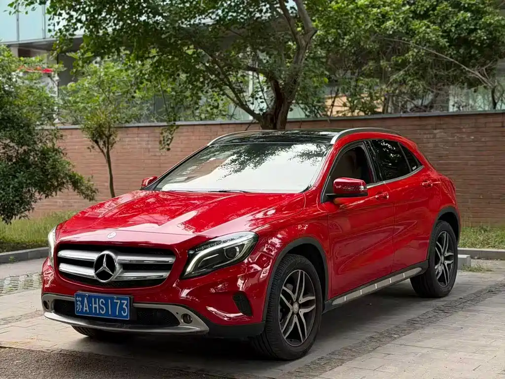 Mercedes-Benz GLA 2015 GLA 220 4MATIC Fashion