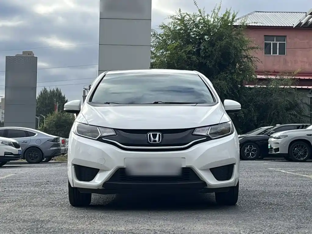 Honda Fit — миниатюра 10