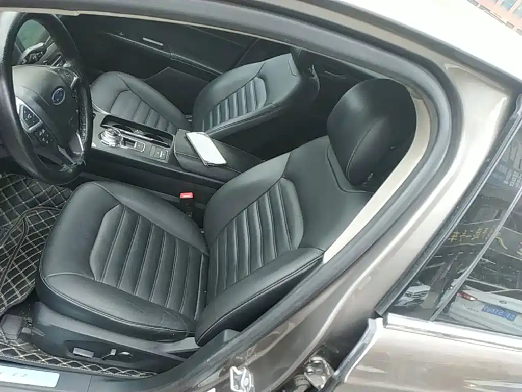 Ford Mondeo — миниатюра 15