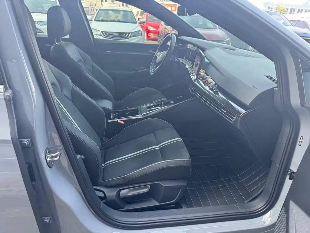 Volkswagen Golf — миниатюра 12