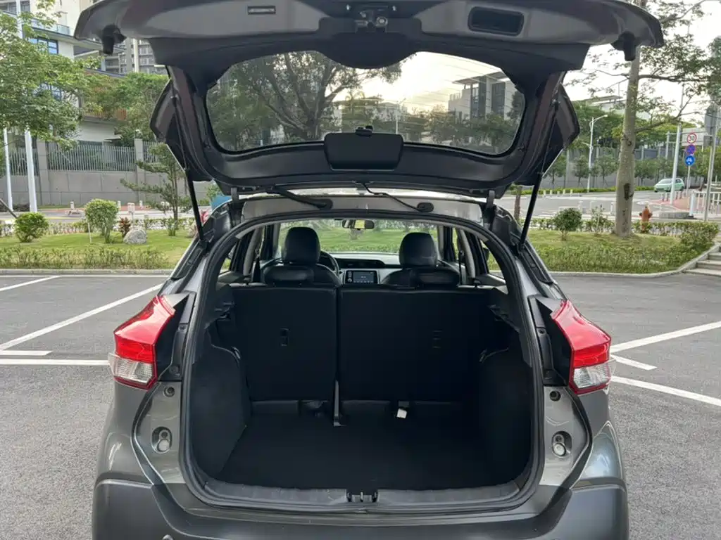 Nissan Kicks — миниатюра 10