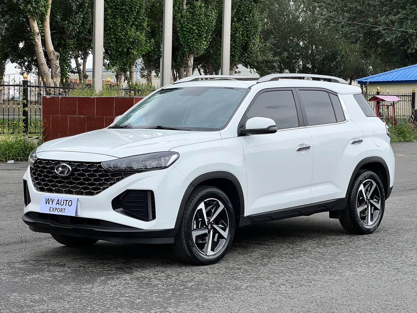 Hyundai Beijing Hyundai ix35 1.4 л 2022 г. Белый, пробег 19000 км