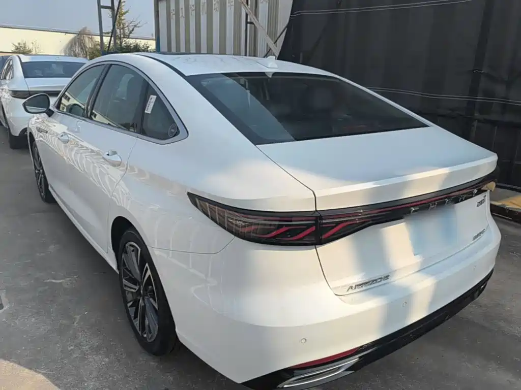 Chery Arrizo 8 PRO — миниатюра 5