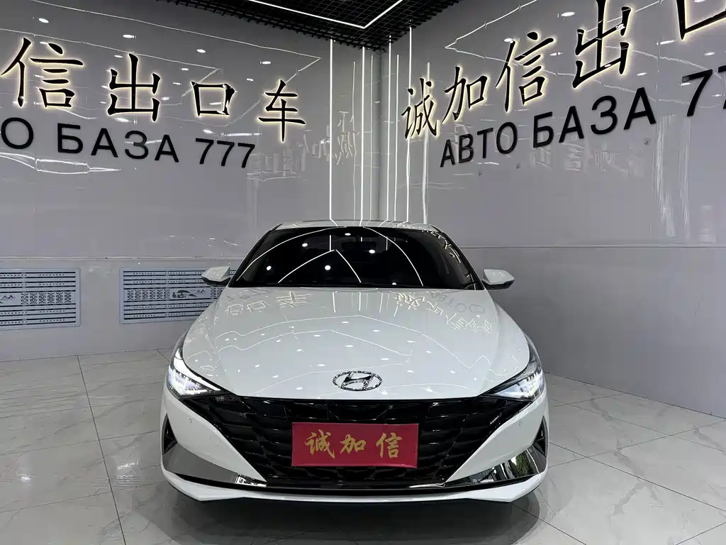Hyundai Elantra — миниатюра 2
