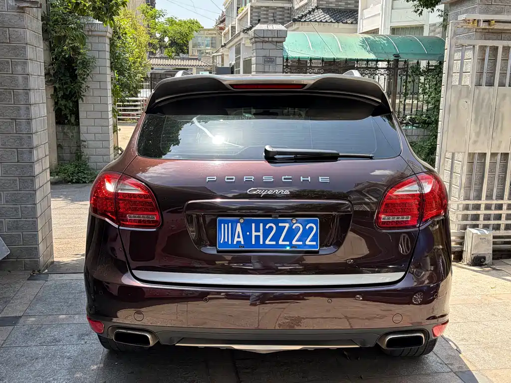 Porsche Cayenne 2014 Cayenne Platinum Edition 3.0T