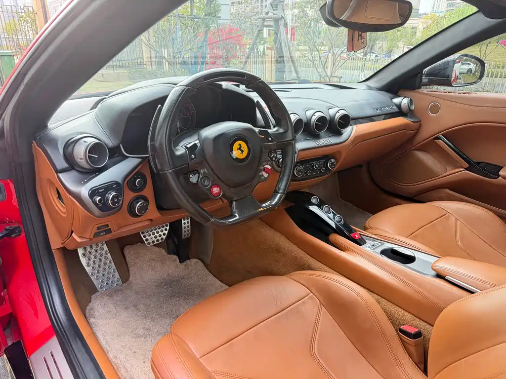 Ferrari F12berlinetta 2013 6.3L