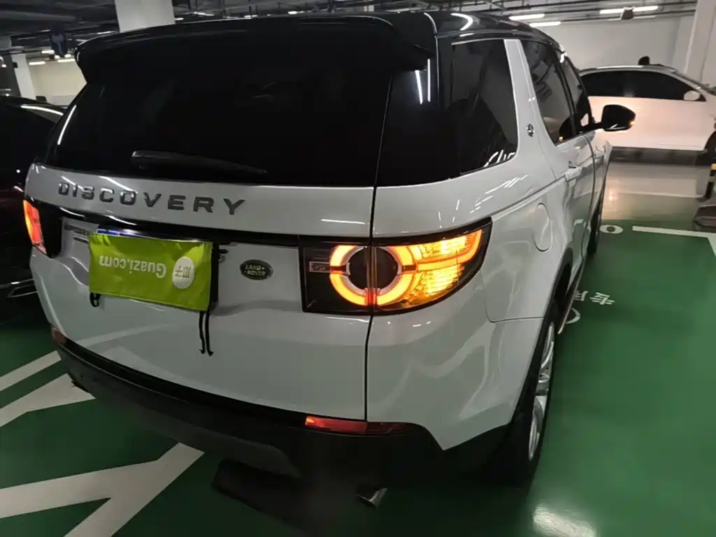 Land Rover Discovery Sport — миниатюра 8