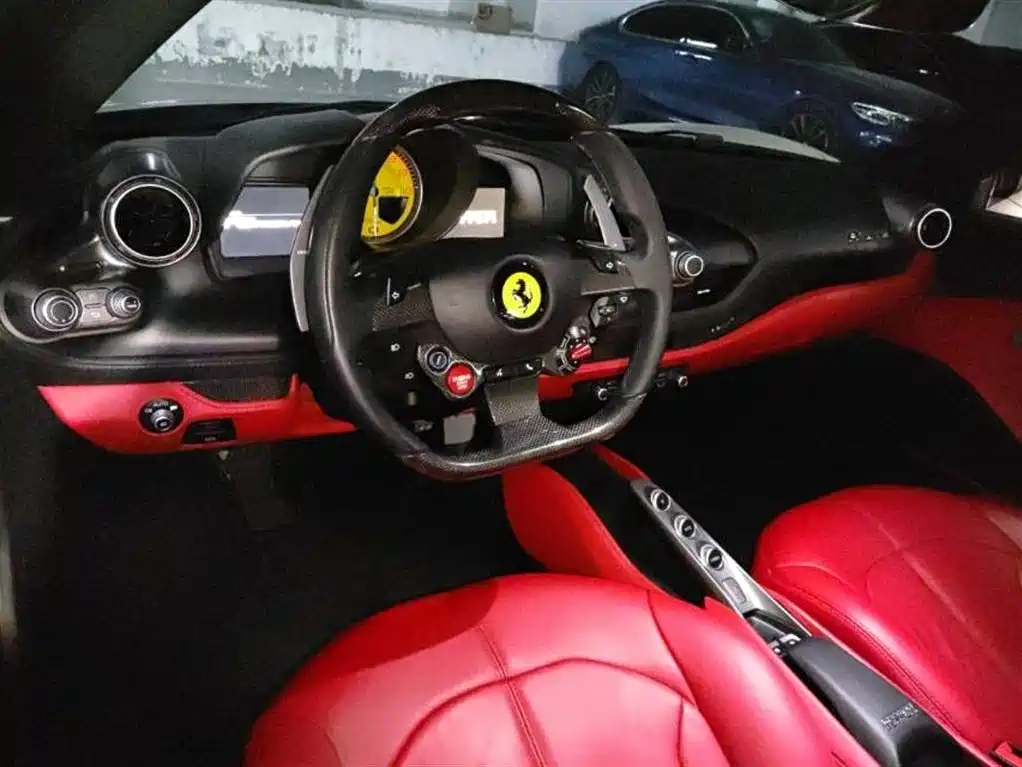 Ferrari F8 2019 Tributo 3.9T V8