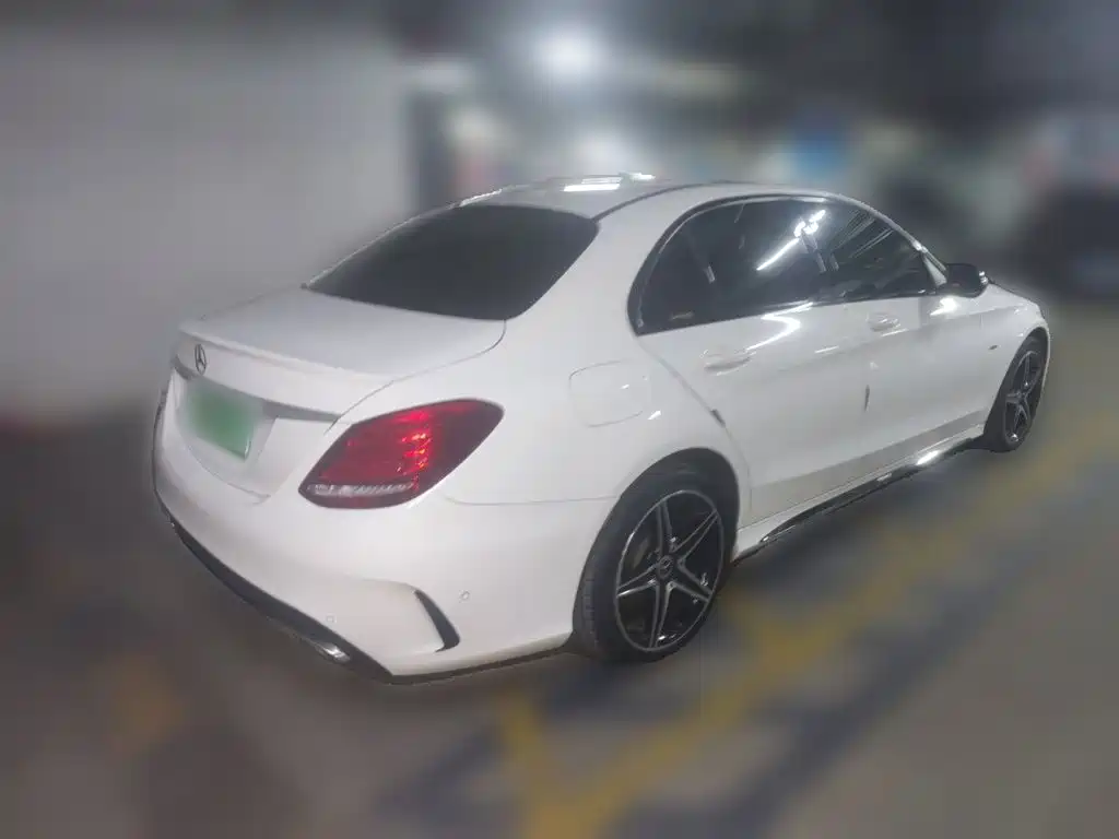 Mercedes-Benz C-Class — миниатюра 4
