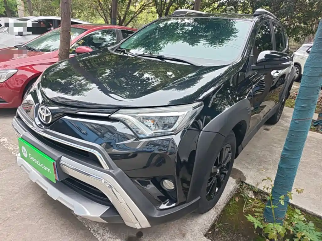 Toyota RAV4 — миниатюра 2