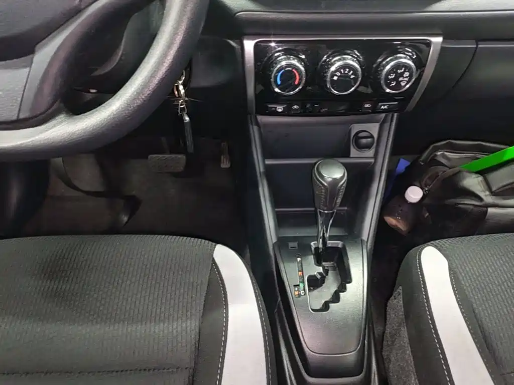 Toyota Yaris L — миниатюра 14