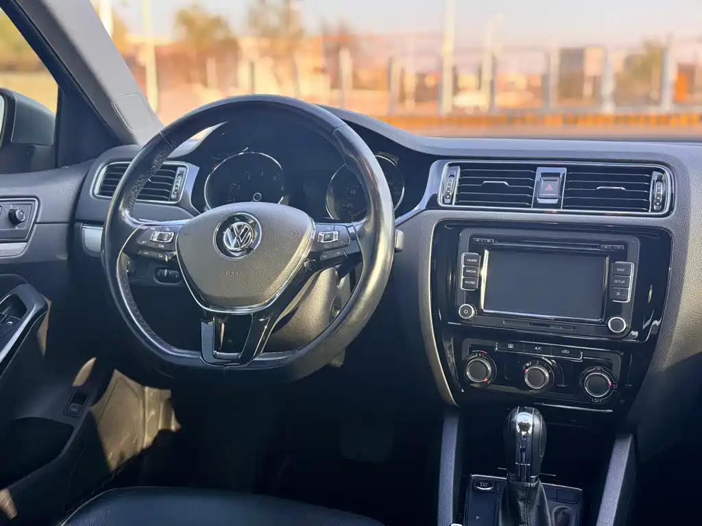 Volkswagen Sagitar — миниатюра 11