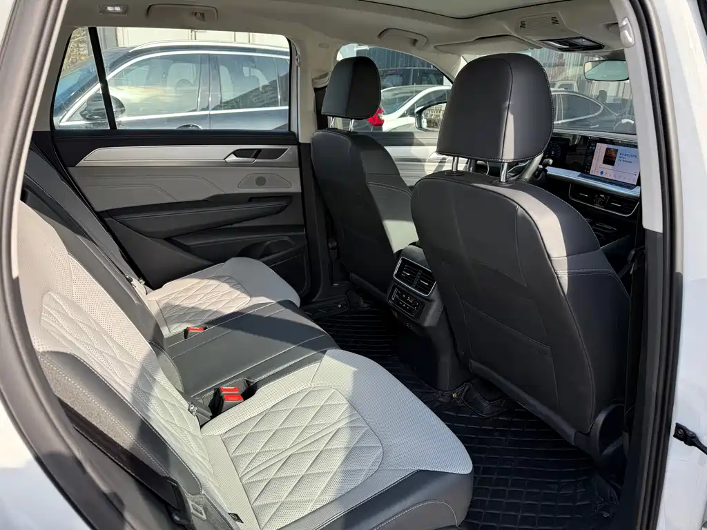 VOLKSWAGEN RANGE PATROL