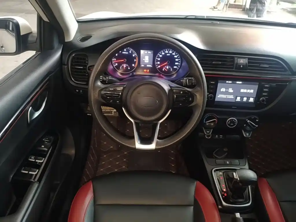 Kia KX Cross — миниатюра 11