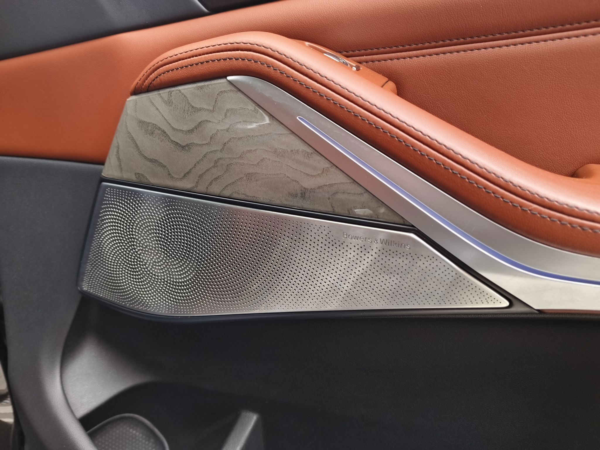 BMW X7 — миниатюра 15