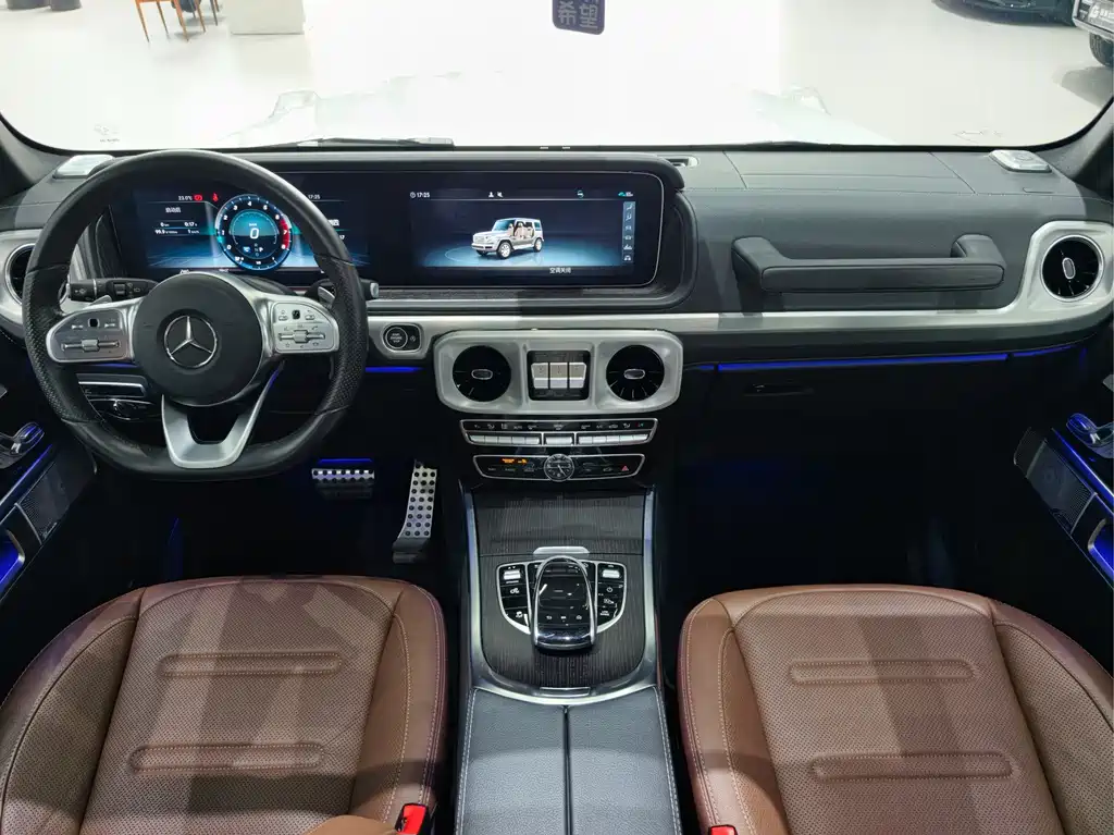 Mercedes-Benz G-Class — миниатюра 11