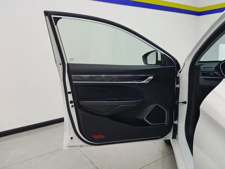 Geely Binrui — миниатюра 7