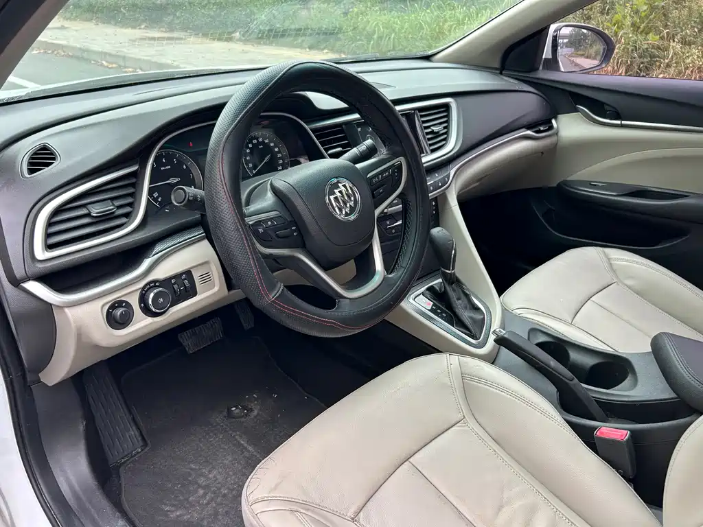 Buick Excelle — миниатюра 9
