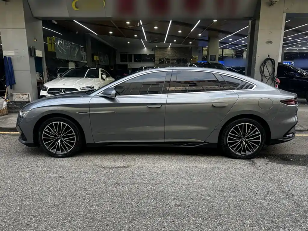 BYD Han — миниатюра 12