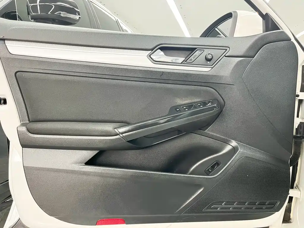 Volkswagen Lamando — миниатюра 12