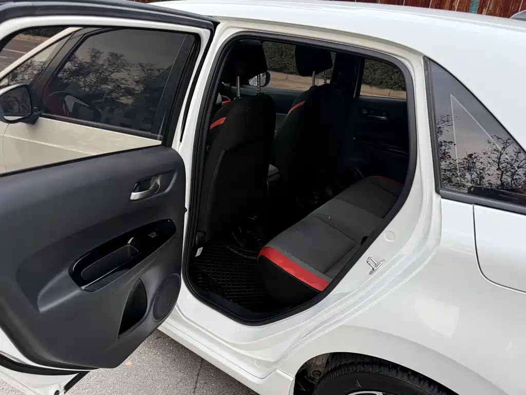 Honda Life — миниатюра 12