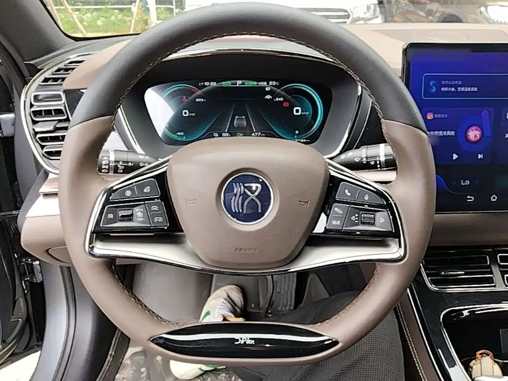 BYD Han — миниатюра 11