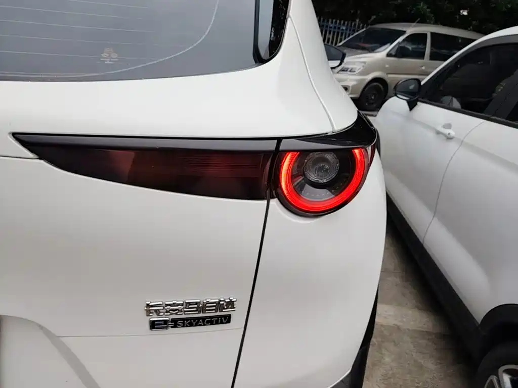 Mazda CX-30 EV — миниатюра 8