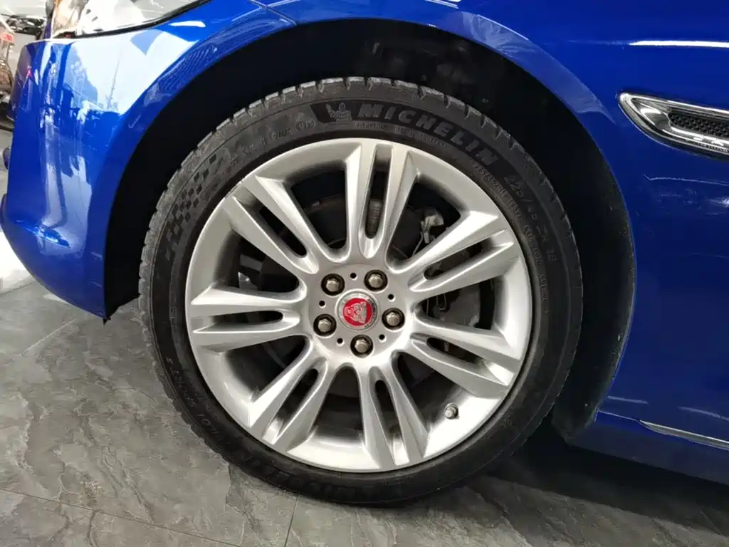 Jaguar XEL — миниатюра 23