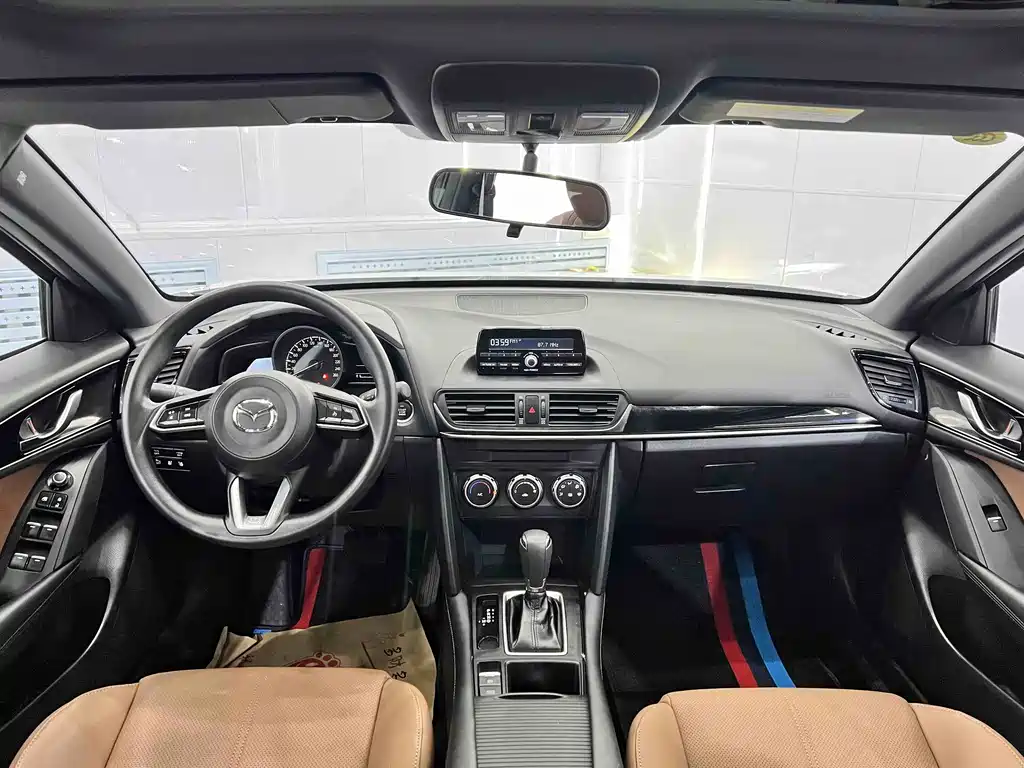 MAZDA CX 4