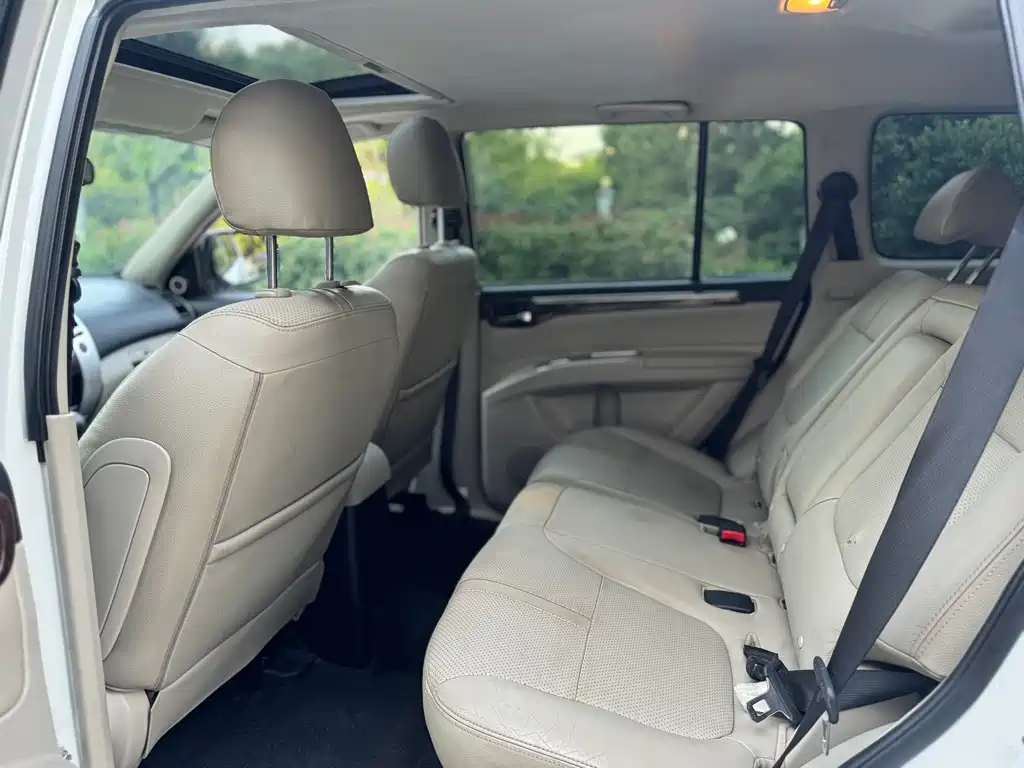 Mitsubishi Pajero Sport — миниатюра 9