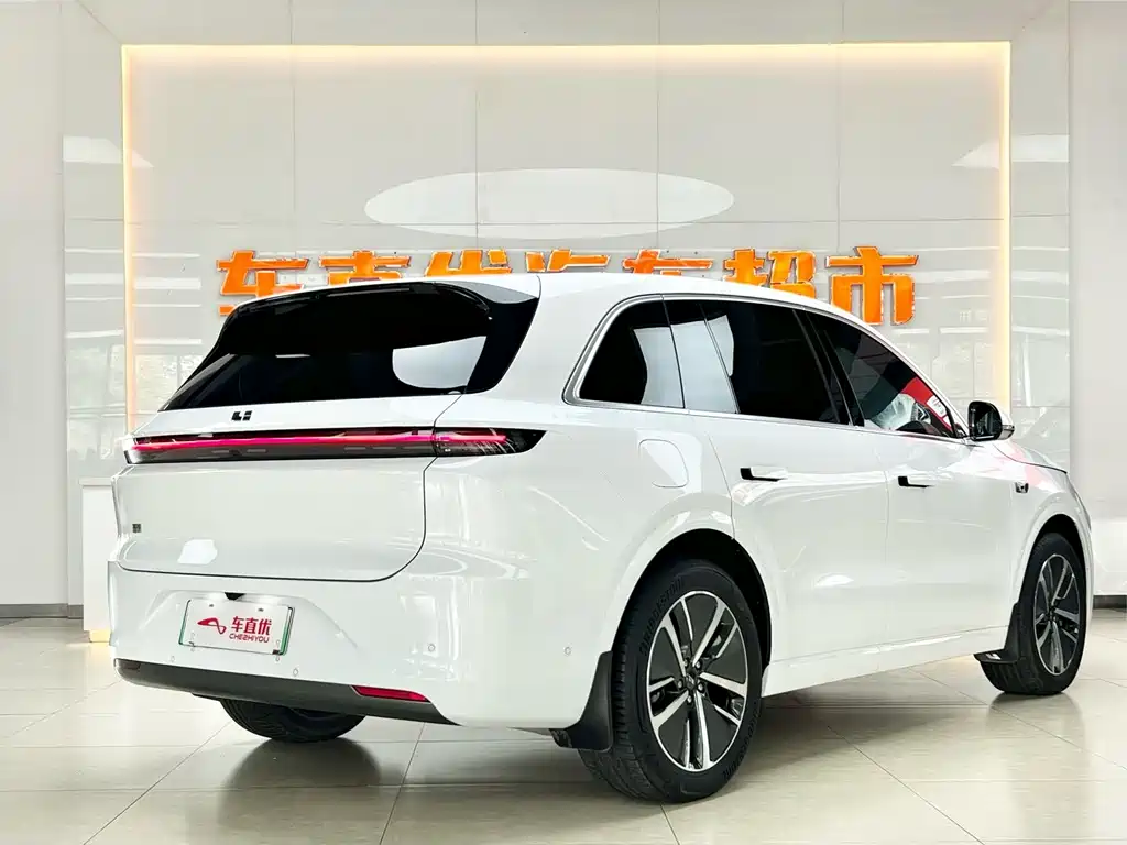 Li Auto IDEAL L6