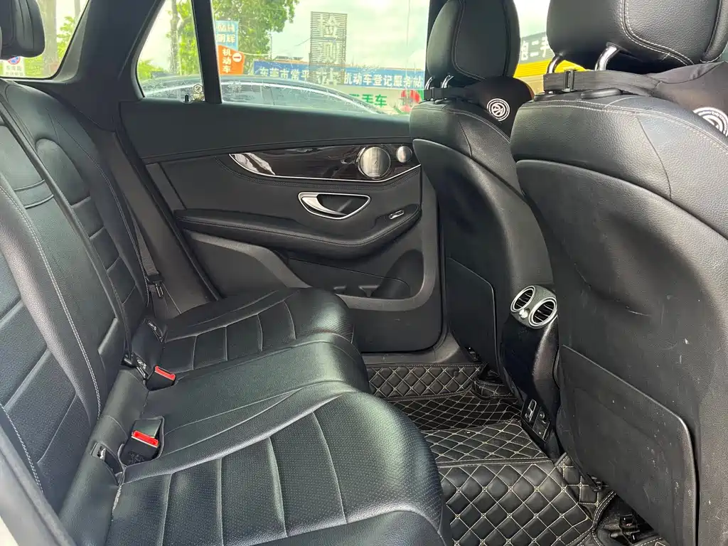 Mercedes-Benz GLC 2019 GLC 260 4MATIC
