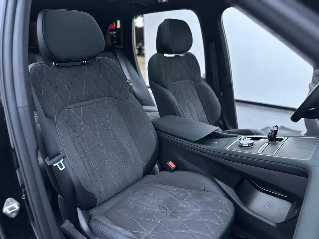 Geely Xingyue L — миниатюра 23