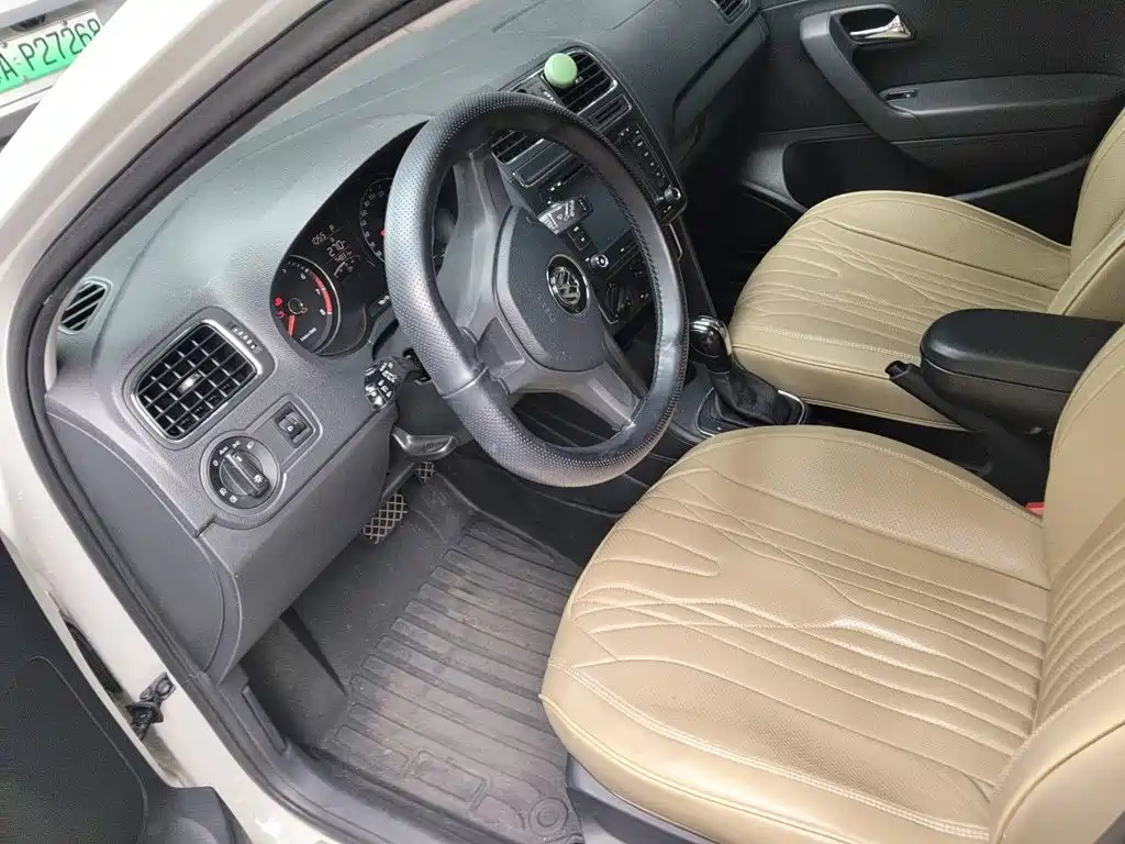Volkswagen Polo — миниатюра 18