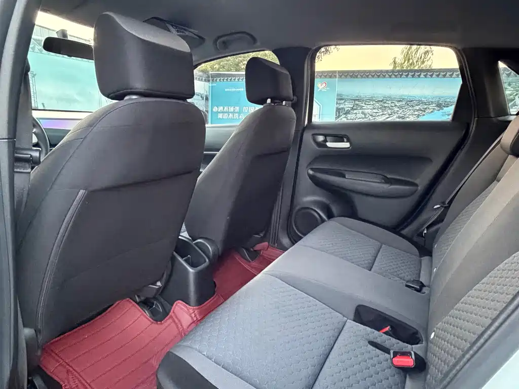 Honda Fit — миниатюра 10
