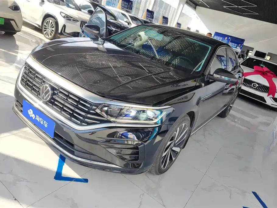 Volkswagen Passat 2022