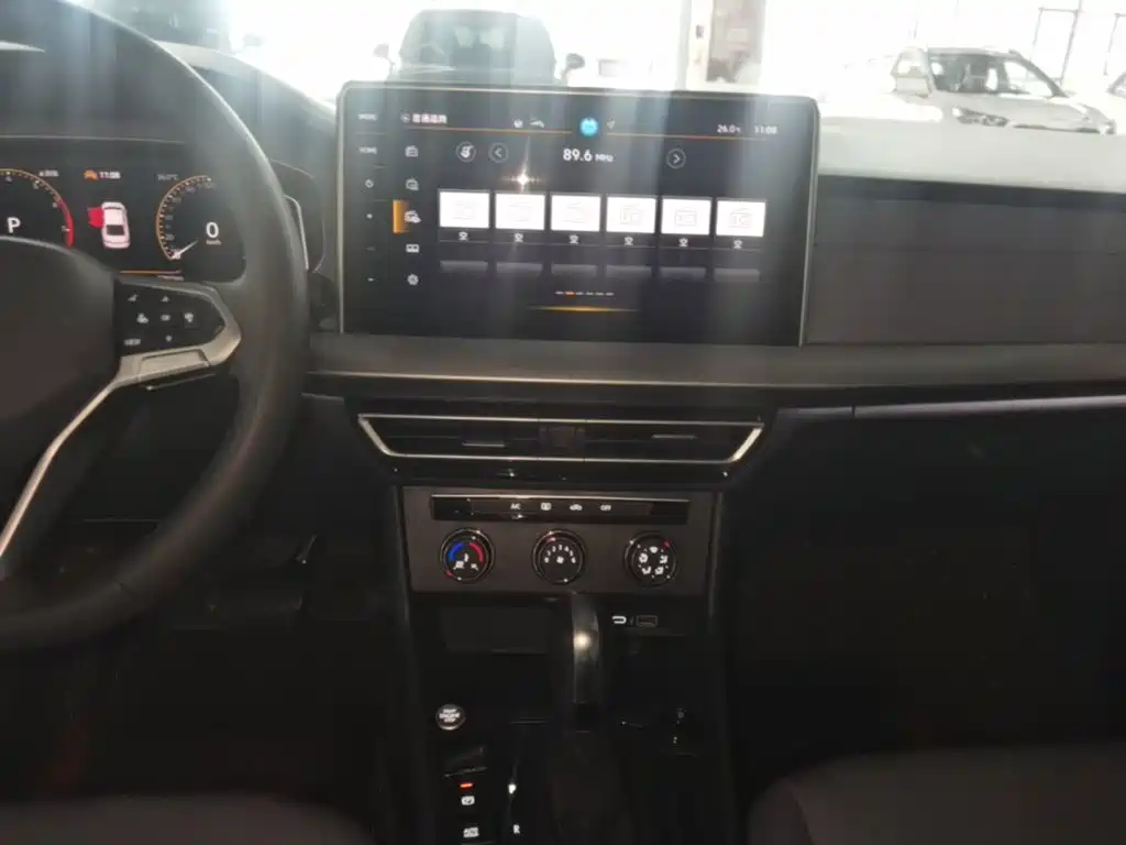 Volkswagen Lavida — миниатюра 13