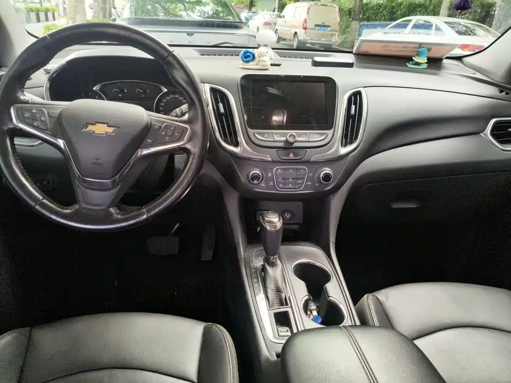 Chevrolet Equinox — миниатюра 5
