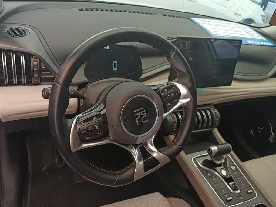 BYD Yuan Plus — миниатюра 12