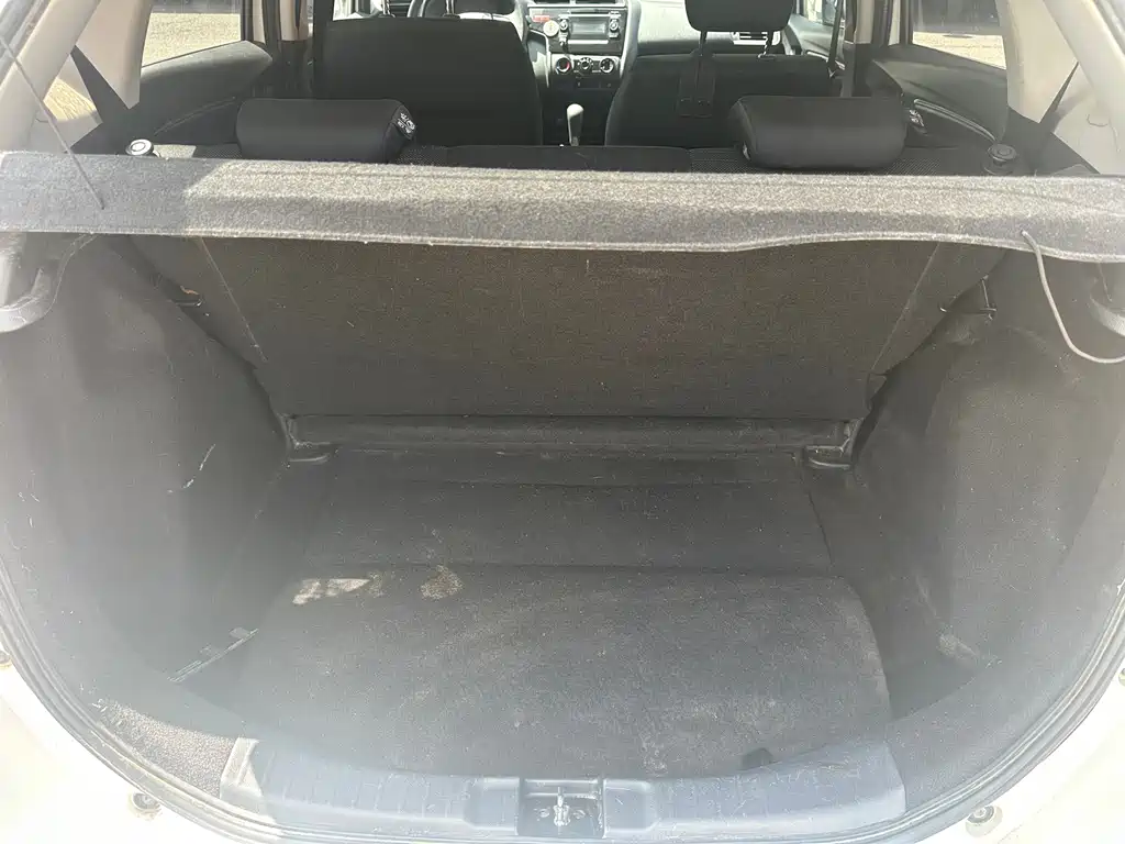 Honda Fit — миниатюра 12