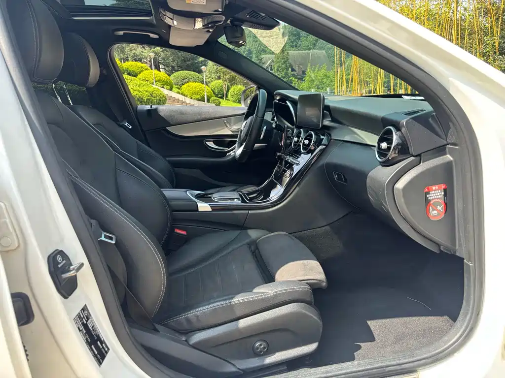 Mercedes-Benz C-Class — миниатюра 9