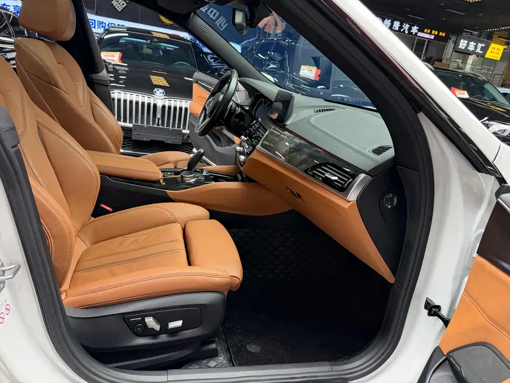 BMW 6 Series GT — миниатюра 11